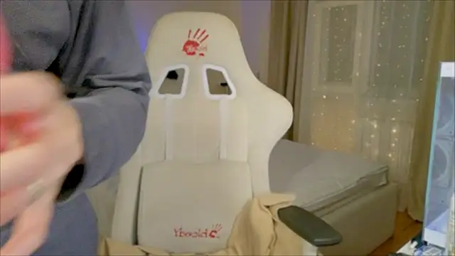 Snapshot of Madi_soon chatting on October 27, 2025, 5:06 pm Madi soon online show from October 27, 2025, 5:06 pm