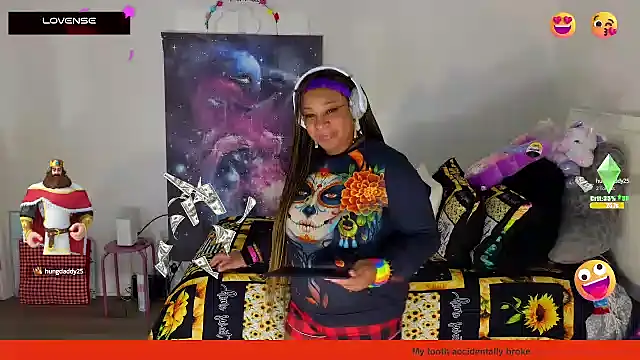 Snapshot of temptressbeauty24 chatting on February 9, 2025, 1:11 am temptressbeauty24 online show from February 9, 2025, 1:11 am