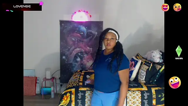 Snapshot of temptressbeauty24 chatting on February 13, 2025, 11:37 pm temptressbeauty24 online show from February 13, 2025, 11:37 pm