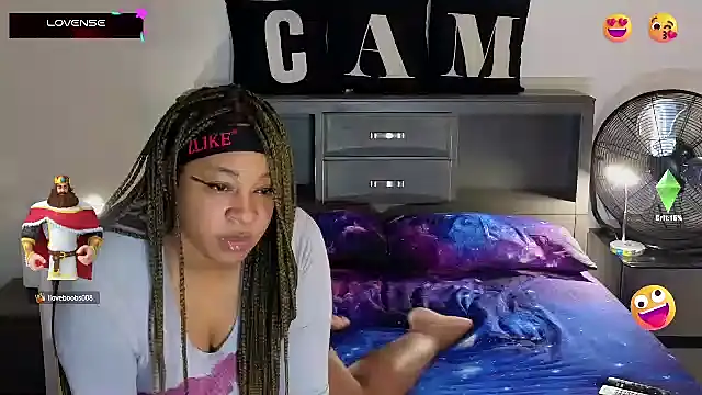 Snapshot of temptressbeauty24 chatting on March 9, 2025, 8:31 pm temptressbeauty24 online show from March 9, 2025, 8:31 pm