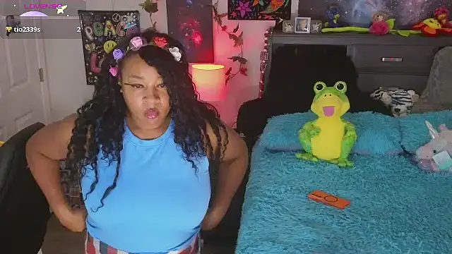 Snapshot of temptressbeauty24 chatting on October 1, 2025, 4:29 am temptressbeauty24 online show from October 1, 2025, 4:29 am