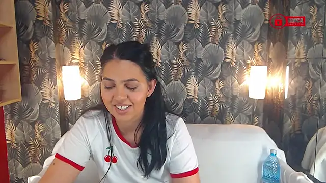 Snapshot of jessthewicked chatting on December 17, 2024, 4:00 pm jessthewicked online show from December 17, 2024, 4:00 pm