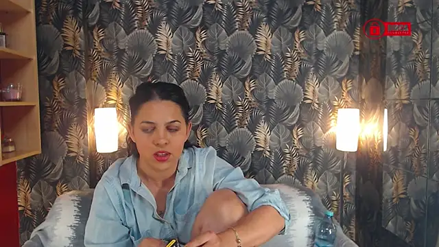 Snapshot of jessthewicked chatting on January 14, 2025, 7:43 pm jessthewicked online show from January 14, 2025, 7:43 pm