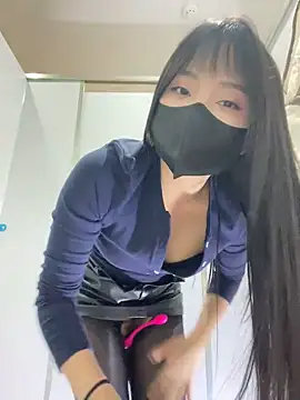 Snapshot of Asia-Lynn chatting on January 22, 2025, 1:42 pm Asia-Lynn online show from January 22, 2025, 1:42 pm