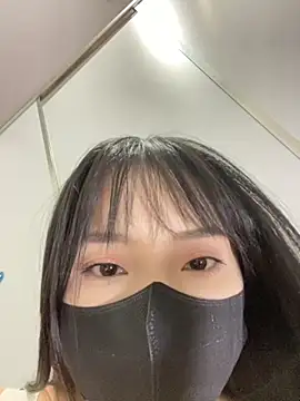 Snapshot of Asia-Lynn chatting on November 6, 2025, 11:22 am Asia-Lynn online show from November 6, 2025, 11:22 am