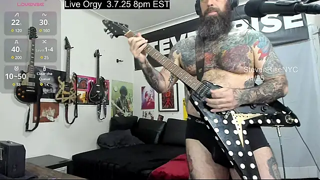 Snapshot of StevenRiseNYC chatting on March 5, 2025, 3:40 am StevenRiseNYC online show from March 5, 2025, 3:40 am