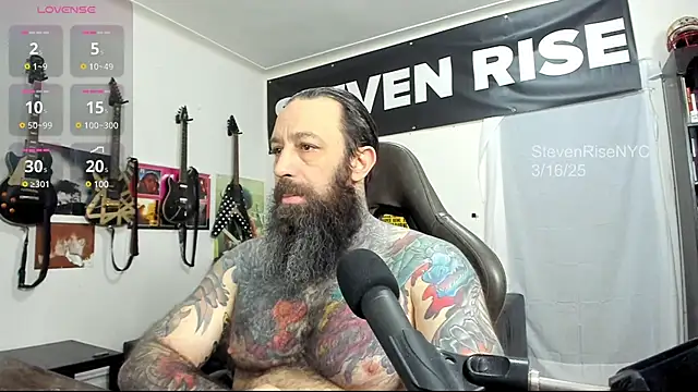 Snapshot of StevenRiseNYC chatting on March 16, 2025, 1:27 pm StevenRiseNYC online show from March 16, 2025, 1:27 pm