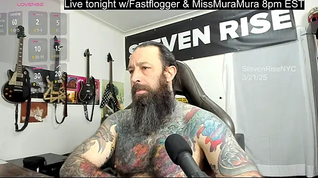 Snapshot of StevenRiseNYC chatting on March 21, 2025, 1:01 pm StevenRiseNYC online show from March 21, 2025, 1:01 pm