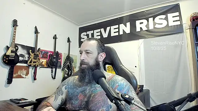 Snapshot of StevenRiseNYC chatting on October 8, 2025, 12:36 pm StevenRiseNYC online show from October 8, 2025, 12:36 pm