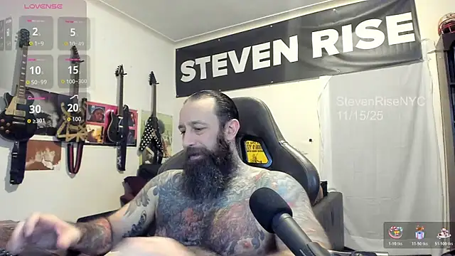 Snapshot of StevenRiseNYC chatting on November 16, 2025, 4:18 am StevenRiseNYC online show from November 16, 2025, 4:18 am