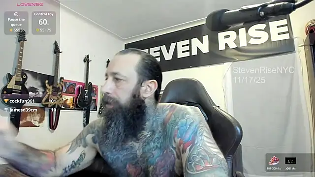 Snapshot of StevenRiseNYC chatting on November 18, 2025, 1:55 am StevenRiseNYC online show from November 18, 2025, 1:55 am