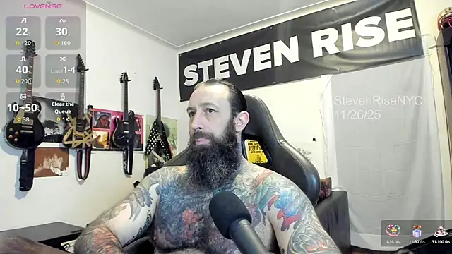 Snapshot of StevenRiseNYC chatting on November 27, 2025, 4:47 am StevenRiseNYC online show from November 27, 2025, 4:47 am