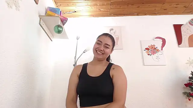  Kim  M online show from December 20, 2024, 3:31 pm