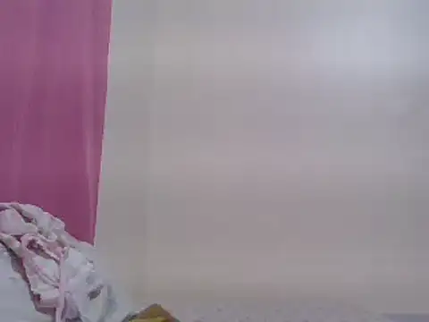 sweet-fancy online show from March 21, 2025, 6:18 pm