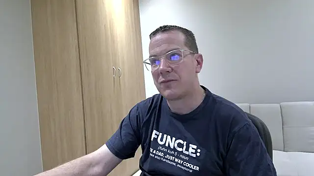 Snapshot of BrettJ81 chatting on October 14, 2025, 4:30 pm BrettJ81 online show from October 14, 2025, 4:30 pm