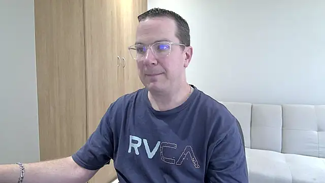 Snapshot of BrettJ81 chatting on November 9, 2025, 12:58 pm BrettJ81 online show from November 9, 2025, 12:58 pm