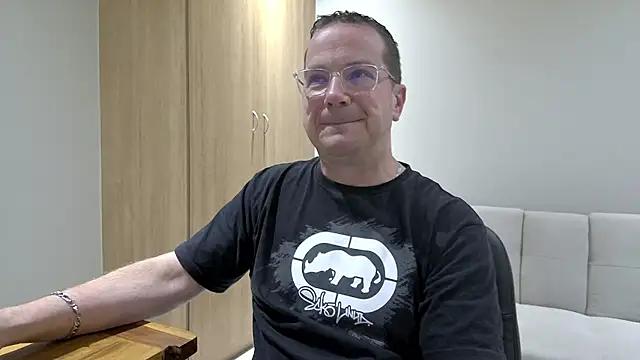 Snapshot of BrettJ81 chatting on November 24, 2025, 5:23 pm BrettJ81 online show from November 24, 2025, 5:23 pm