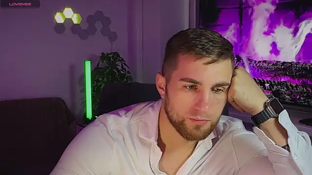 Snapshot of Sweeet__boy chatting on October 29, 2025, 11:56 am Sweeet boy online show from October 29, 2025, 11:56 am