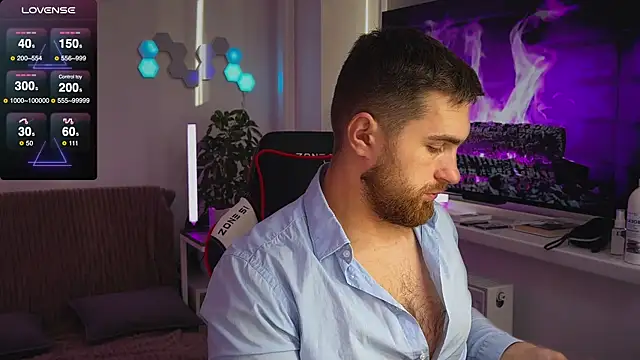 Snapshot of Sweeet__boy chatting on November 28, 2025, 11:02 am Sweeet boy online show from November 28, 2025, 11:02 am