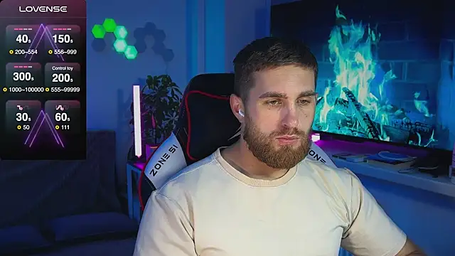 Snapshot of Sweeet__boy chatting on December 1, 2025, 2:33 pm Sweeet boy online show from December 1, 2025, 2:33 pm