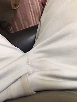 Snapshot of u_wan_me chatting on February 25, 2025, 12:55 pm u wan me online show from February 25, 2025, 12:55 pm