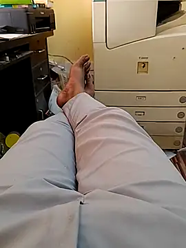 Snapshot of u_wan_me chatting on February 27, 2025, 10:48 am u wan me online show from February 27, 2025, 10:48 am