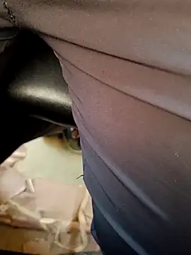 Snapshot of u_wan_me chatting on October 14, 2025, 5:19 am u wan me online show from October 14, 2025, 5:19 am