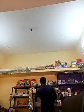 Snapshot of u_wan_me chatting on November 26, 2025, 10:27 am u wan me online show from November 26, 2025, 10:27 am