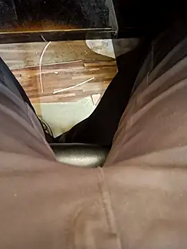 Snapshot of u_wan_me chatting on December 4, 2025, 7:50 am u wan me online show from December 4, 2025, 7:50 am