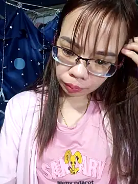 Snapshot of __Mai-love19__ chatting on February 17, 2025, 1:36 am Mai-love19 online show from February 17, 2025, 1:36 am