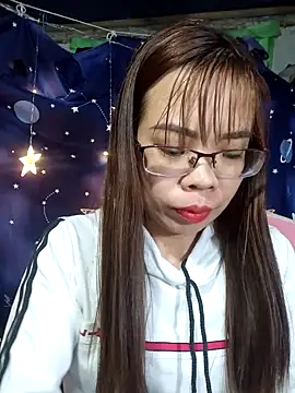 Snapshot of __Mai-love19__ chatting on February 17, 2025, 1:21 pm Mai-love19 online show from February 17, 2025, 1:21 pm