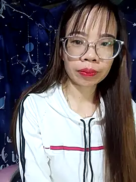 Snapshot of __Mai-love19__ chatting on November 15, 2025, 10:37 pm Mai-love19 online show from November 15, 2025, 10:37 pm