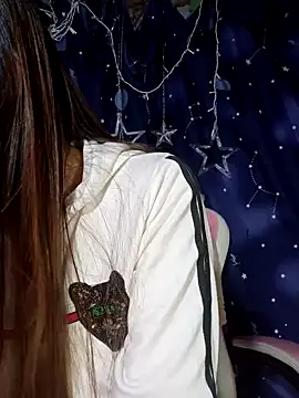 Snapshot of __Mai-love19__ chatting on December 1, 2025, 10:37 pm Mai-love19 online show from December 1, 2025, 10:37 pm