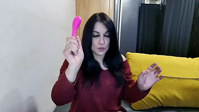 Lustylia online show from January 1, 2025, 6:06 pm