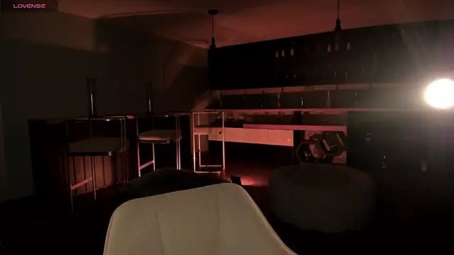 AmyArmstrong online show from January 21, 2025, 11:55 pm