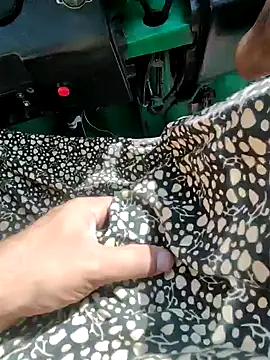 Snapshot of Kolkata___Boy chatting on December 8, 2024, 4:35 am Kolkata Boy online show from December 8, 2024, 4:35 am