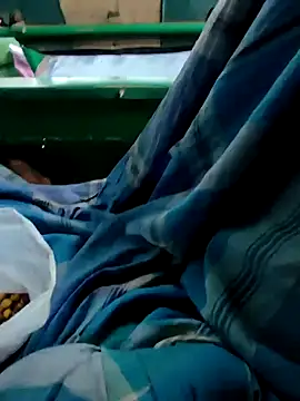 Snapshot of Kolkata___Boy chatting on December 8, 2024, 11:57 am Kolkata Boy online show from December 8, 2024, 11:57 am