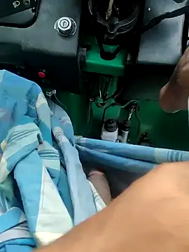 Snapshot of Kolkata___Boy chatting on December 19, 2024, 2:01 am Kolkata Boy online show from December 19, 2024, 2:01 am