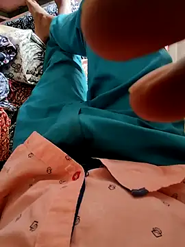 Snapshot of Kolkata___Boy chatting on December 19, 2024, 9:07 am Kolkata Boy online show from December 19, 2024, 9:07 am