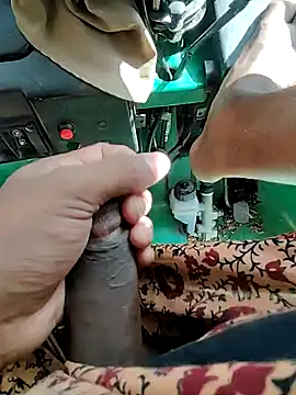 Snapshot of Kolkata___Boy chatting on December 29, 2024, 6:56 am Kolkata Boy online show from December 29, 2024, 6:56 am