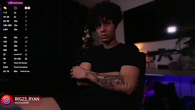 Snapshot of bigryann23 chatting on December 30, 2024, 12:22 am bigryann23 online show from December 30, 2024, 12:22 am