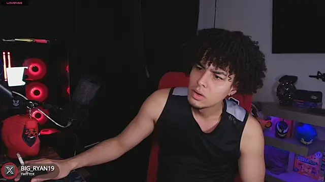 Snapshot of bigryann23 chatting on March 8, 2025, 3:50 am bigryann23 online show from March 8, 2025, 3:50 am